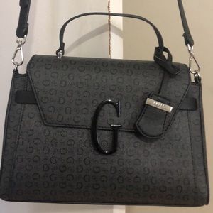 Guess bag for sale